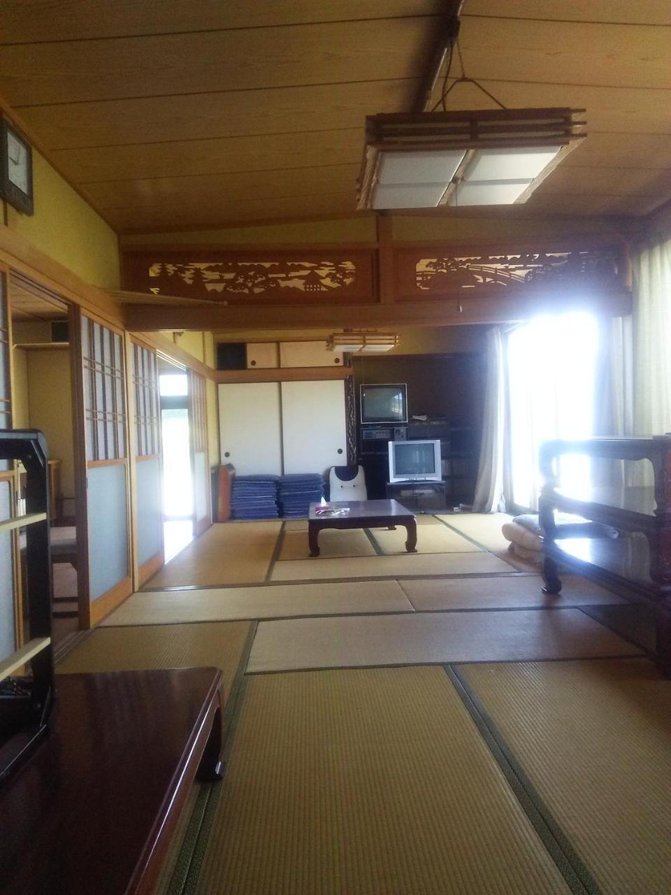 Minshuku Kamagari Hotel คุเระ ภายนอก รูปภาพ